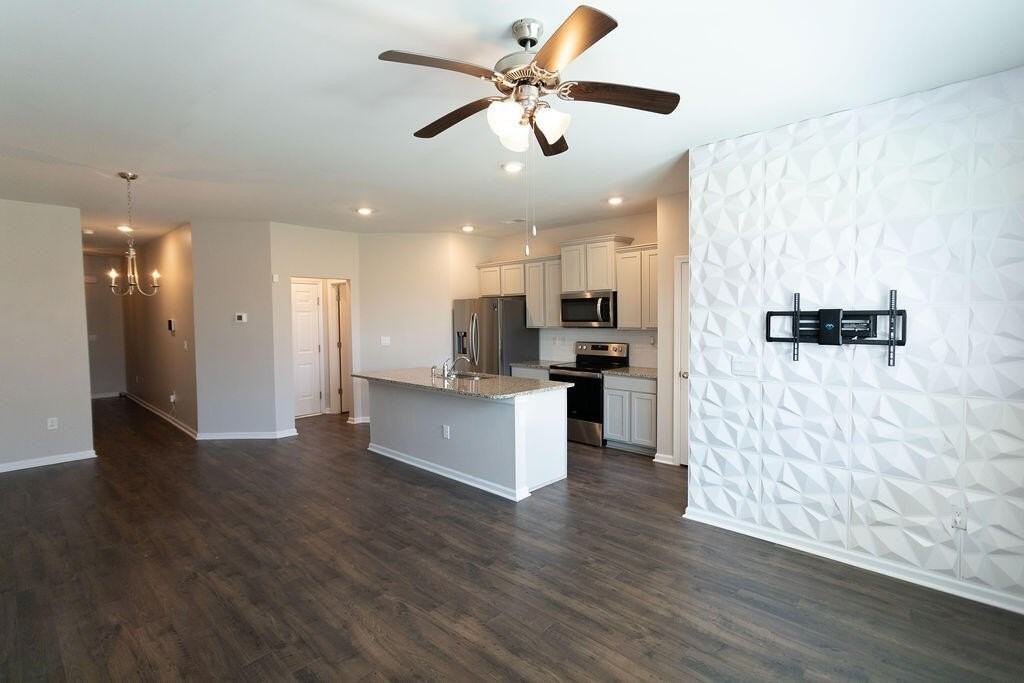 4330 Newland St - Photo 7 of 21