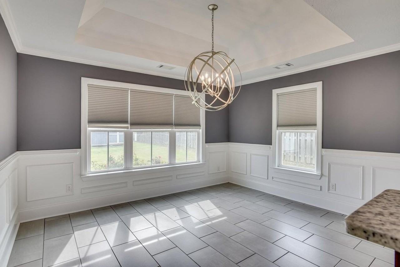 233 Carlow Dr - Photo 6 of 28