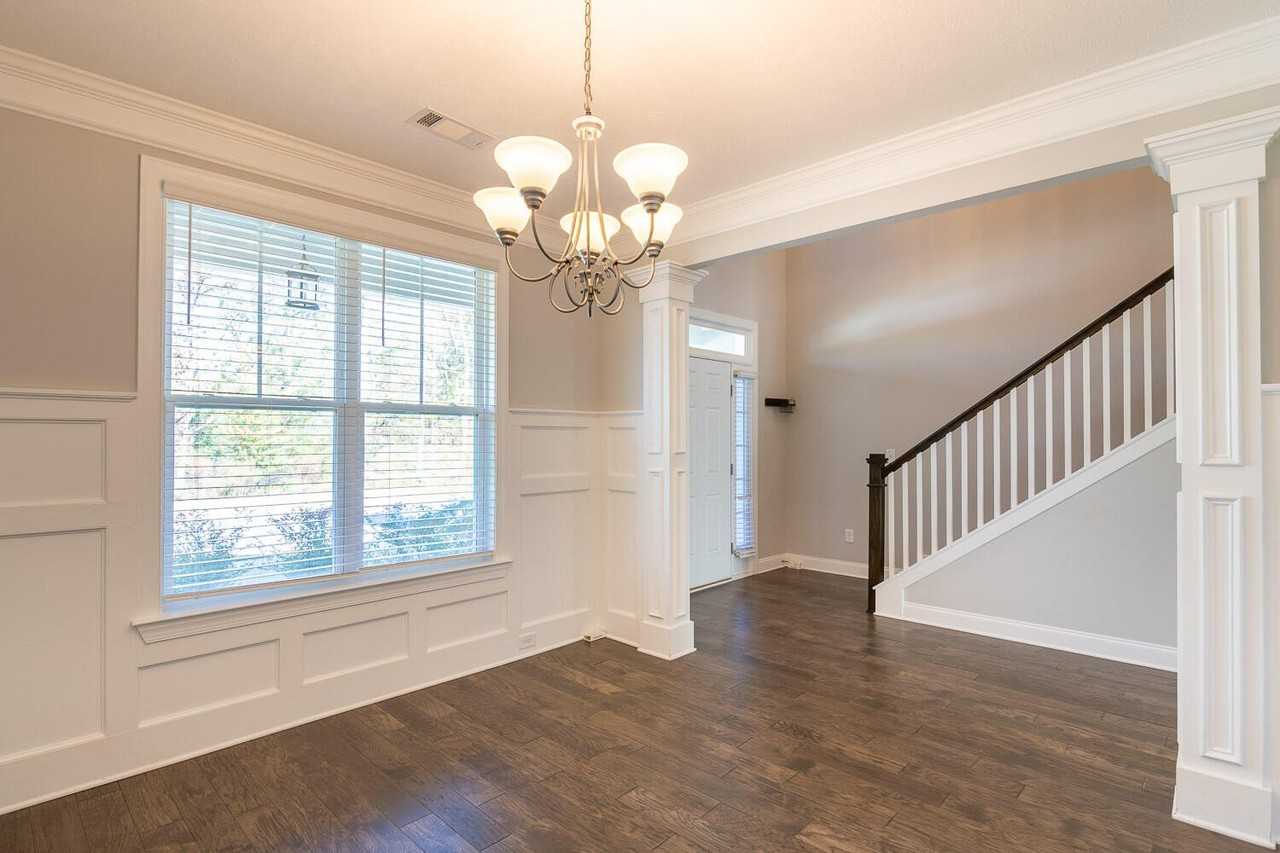 811 Lillian Park Dr - Photo 5 of 39