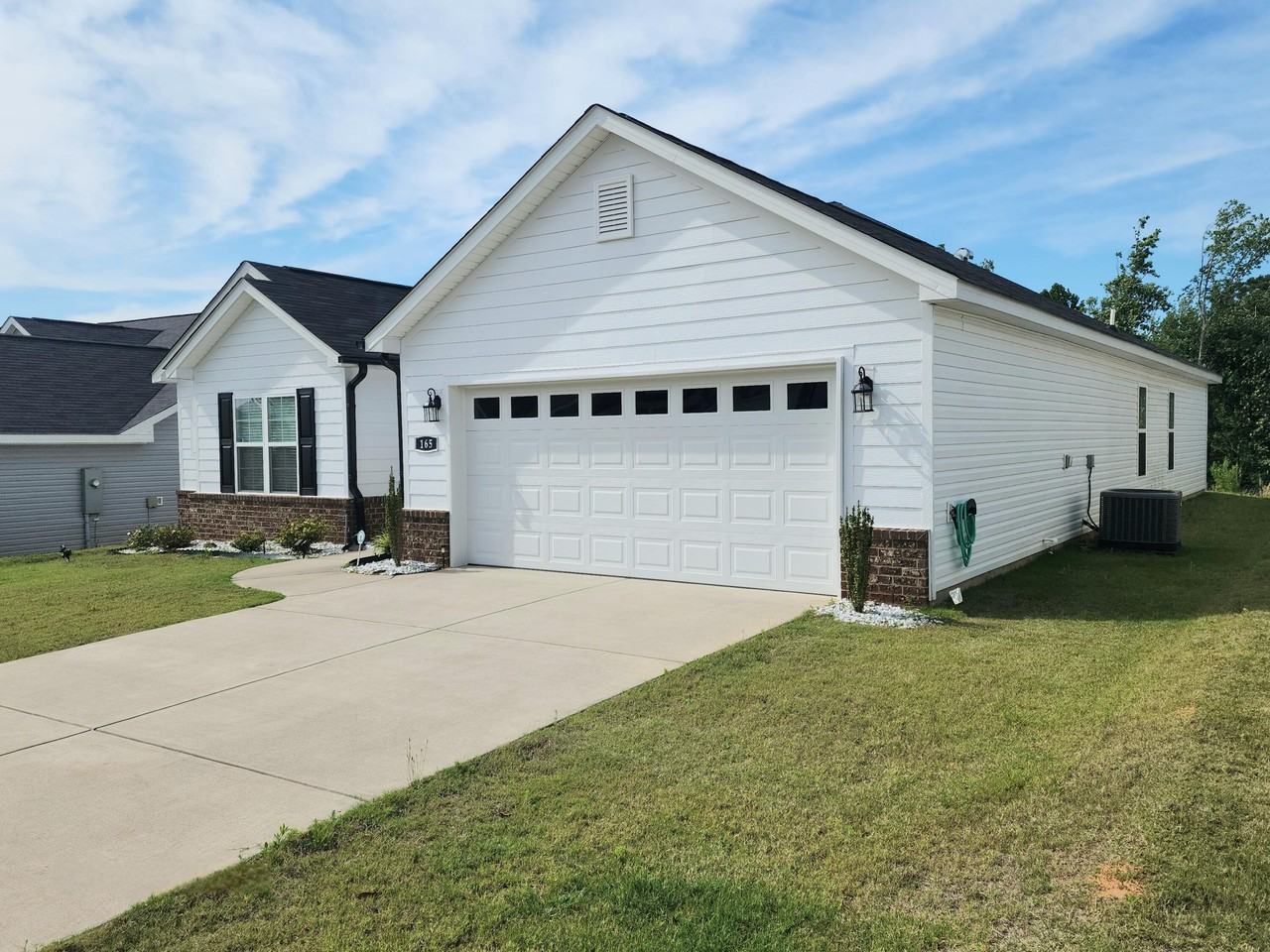 165 Dublin Loop - Photo 2 of 20