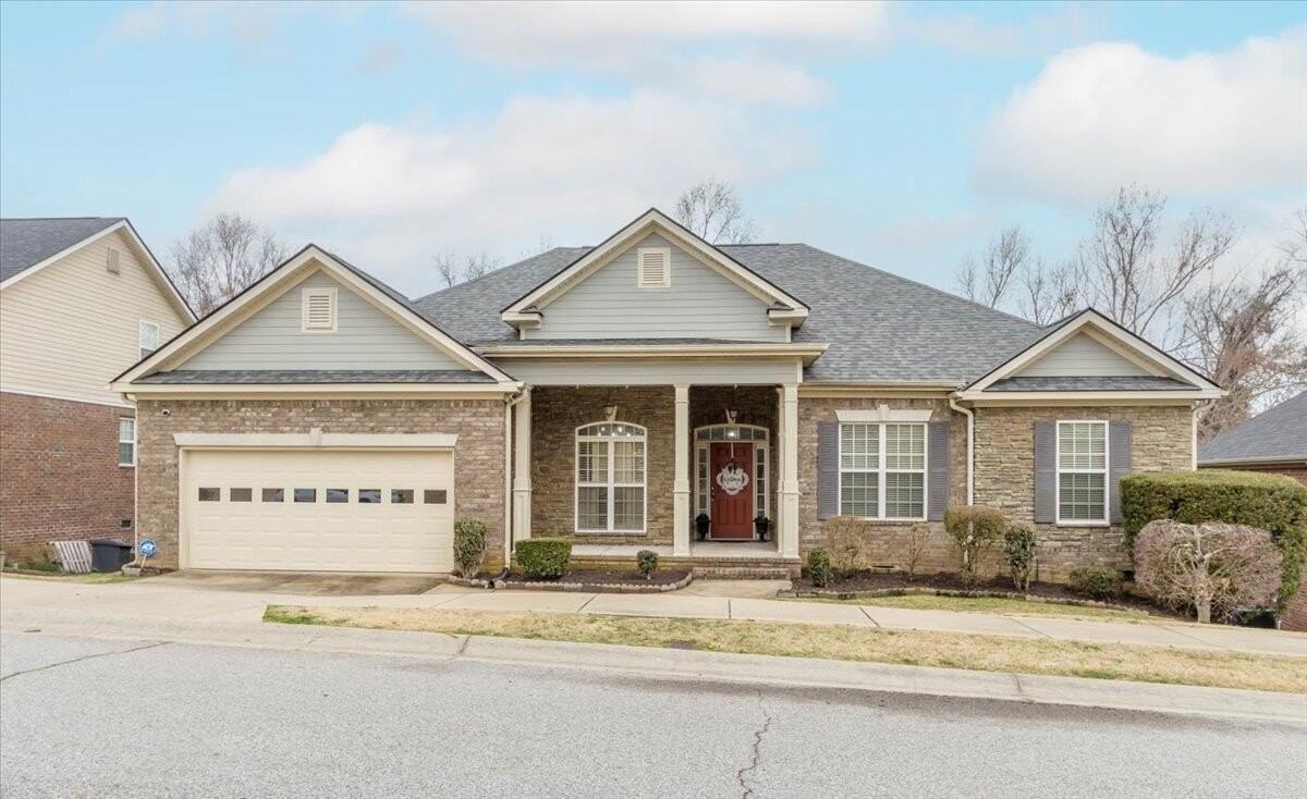 1661 Jamestown Ave - Photo 2 of 50