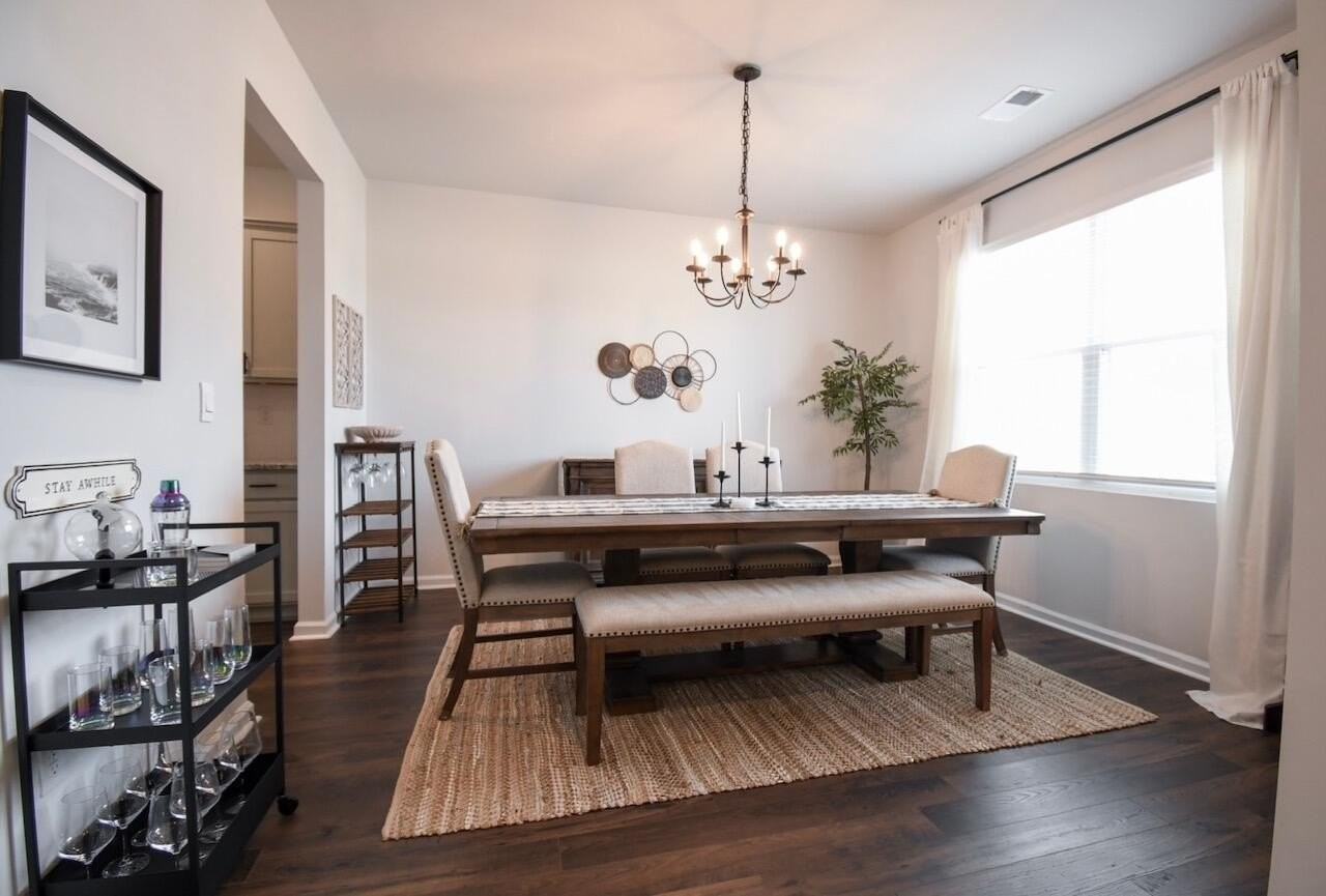 423 Roebuck Pass - Photo 3 of 50