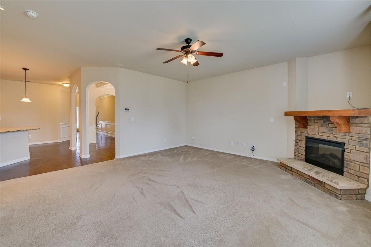 3321 Grove Landing Cir - Photo 7 of 25