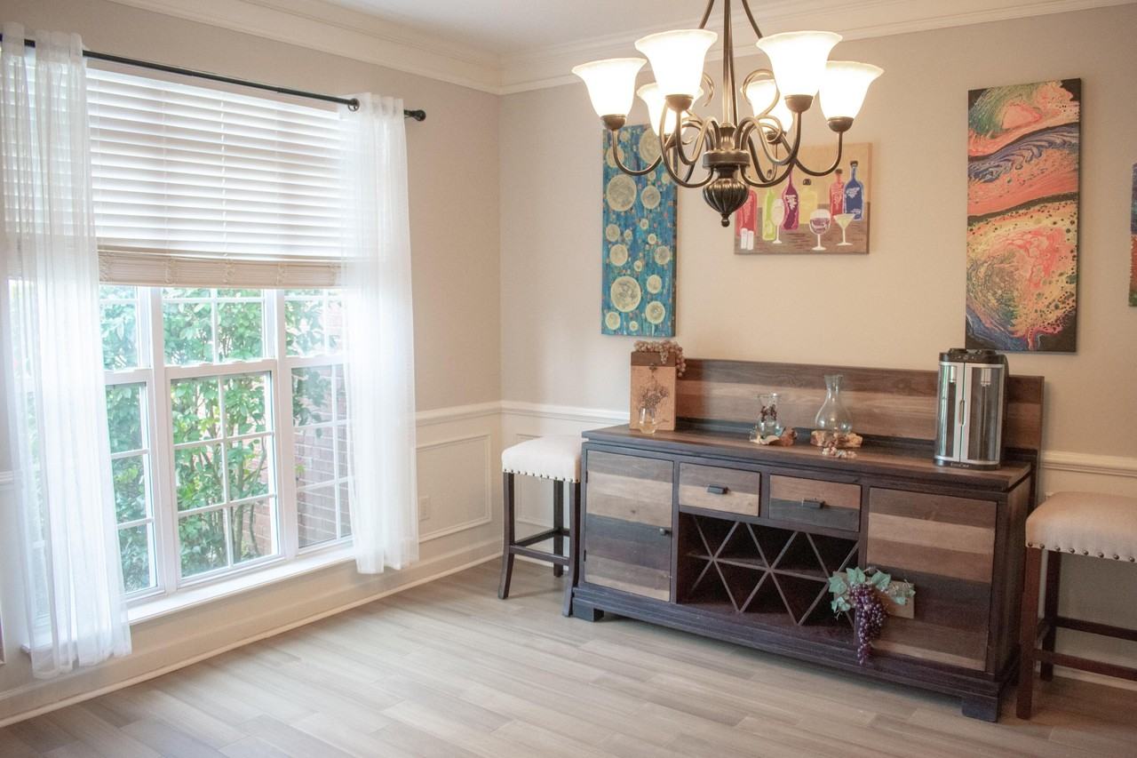 5055 Sussex Dr - Photo 4 of 43