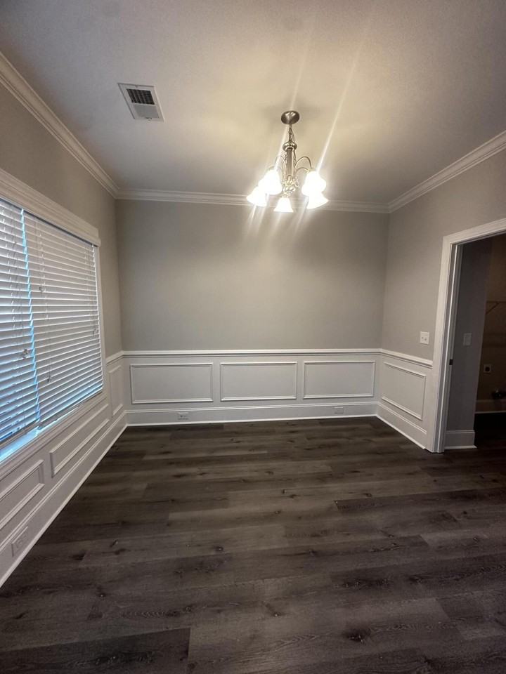 848 Erika Ln - Photo 5 of 24