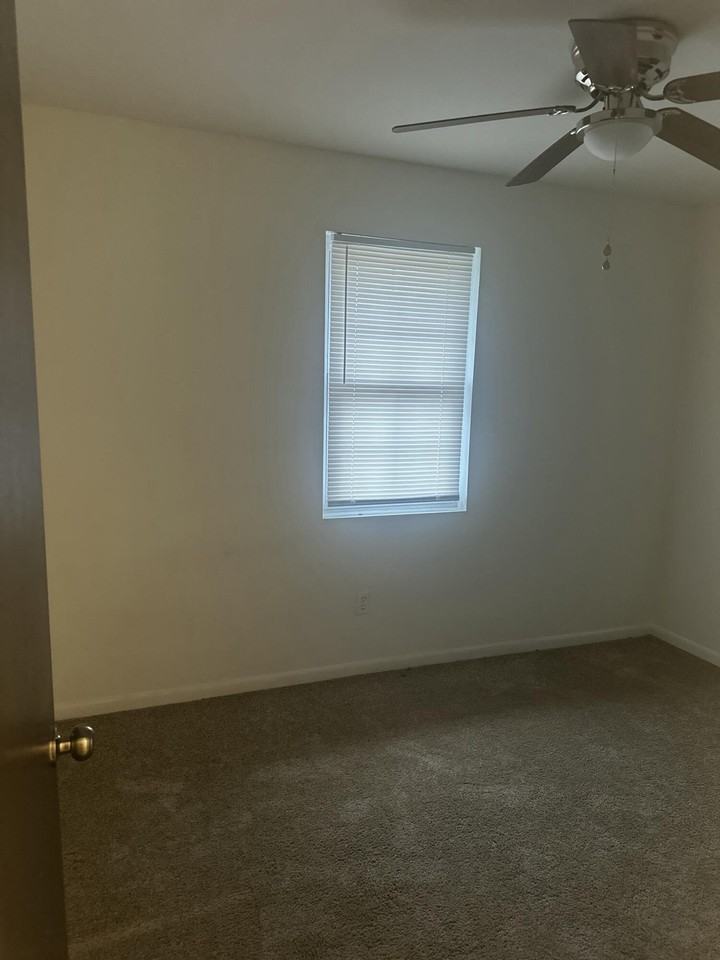 3407 Chadbourne St - Photo 2 of 17