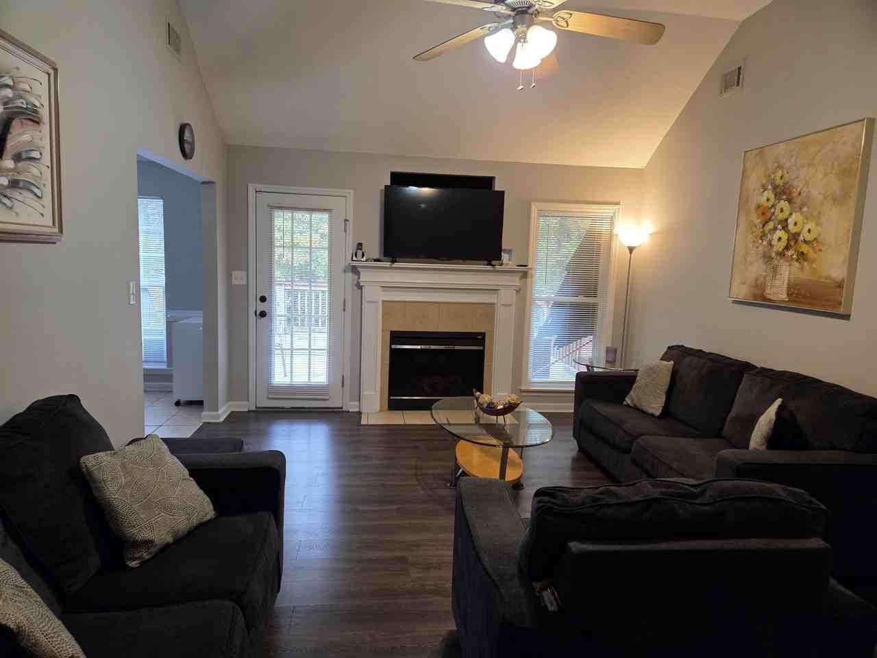 3017 Ashland Way - Photo 4 of 22