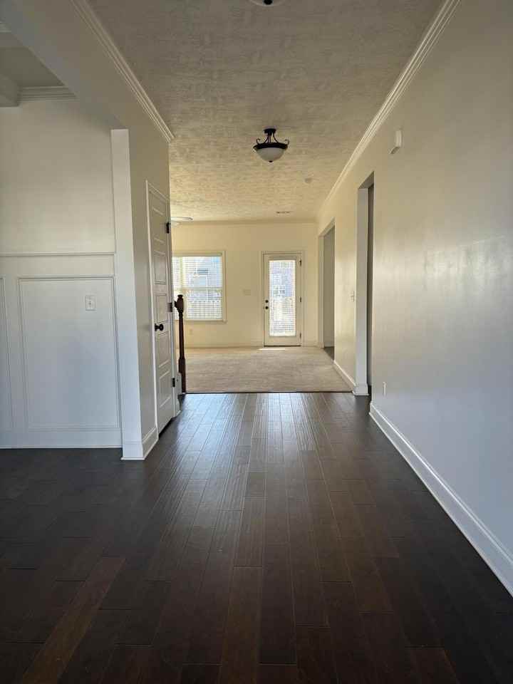 1210 Eldrick Ln - Photo 3 of 19