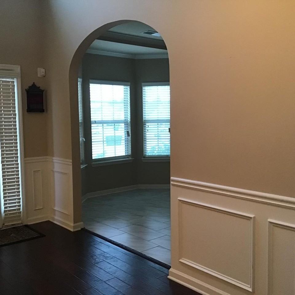 2793 Huntcliffe Dr - Photo 4 of 43