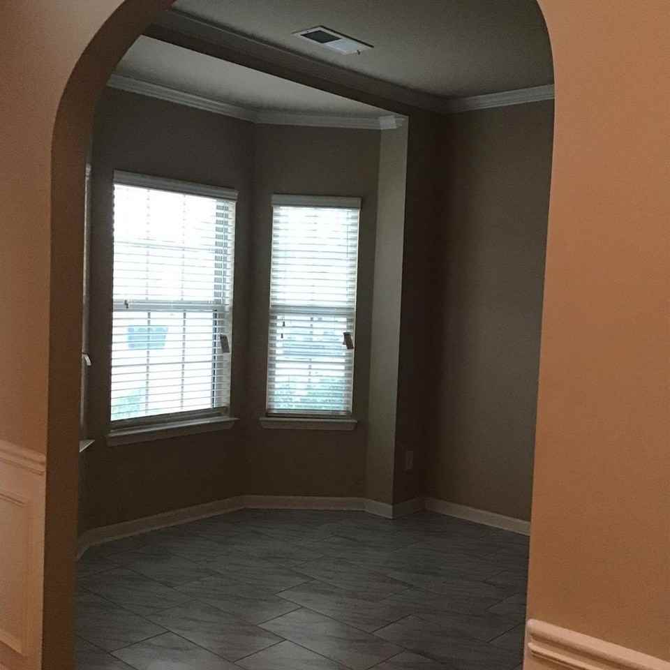 2793 Huntcliffe Dr - Photo 5 of 43