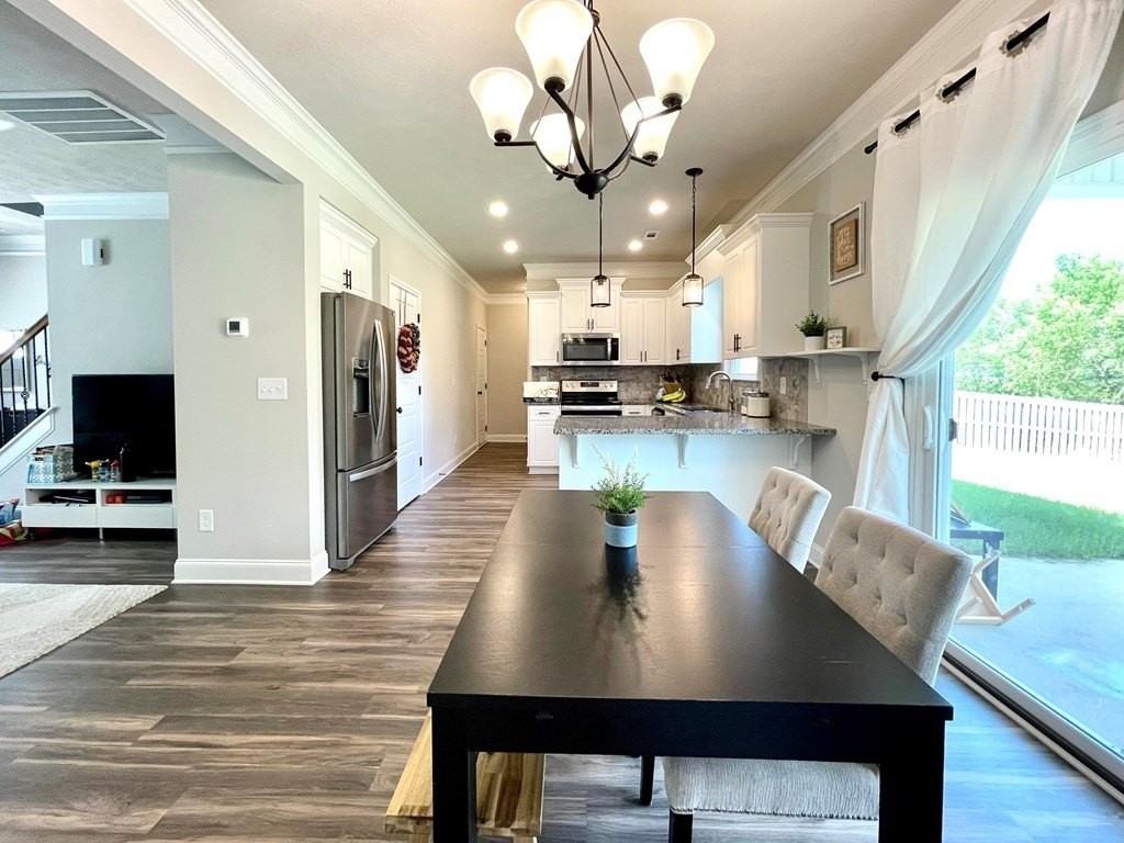 204 Swinton Pond Rd - Photo 6 of 22