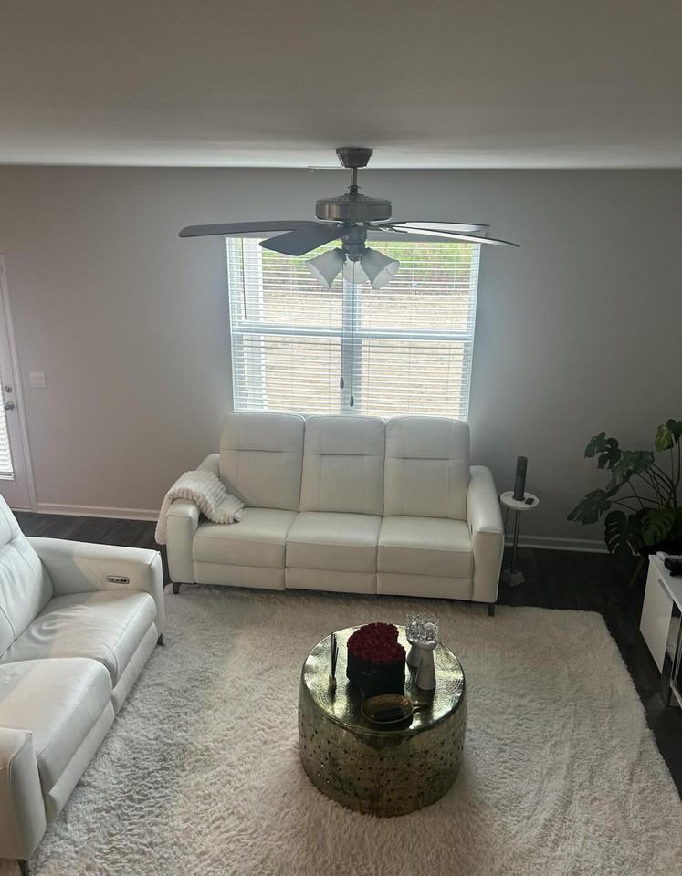 4808 Southwind Rd - Photo 6 of 17