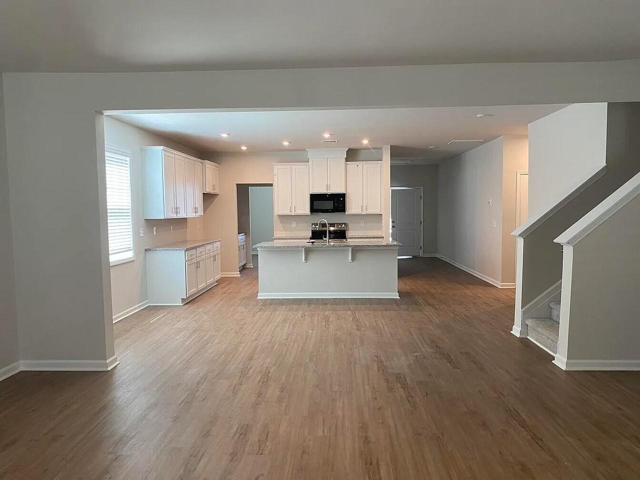 654 Garland Trl Unit 138 #138 - Photo 3 of 34