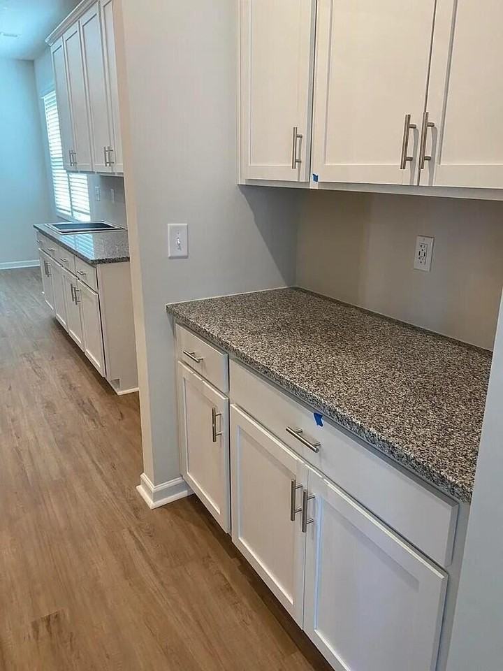 654 Garland Trl Unit 138 #138 - Photo 5 of 34