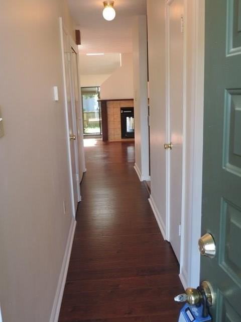 2810 Ferret Ct - Photo 3 of 48