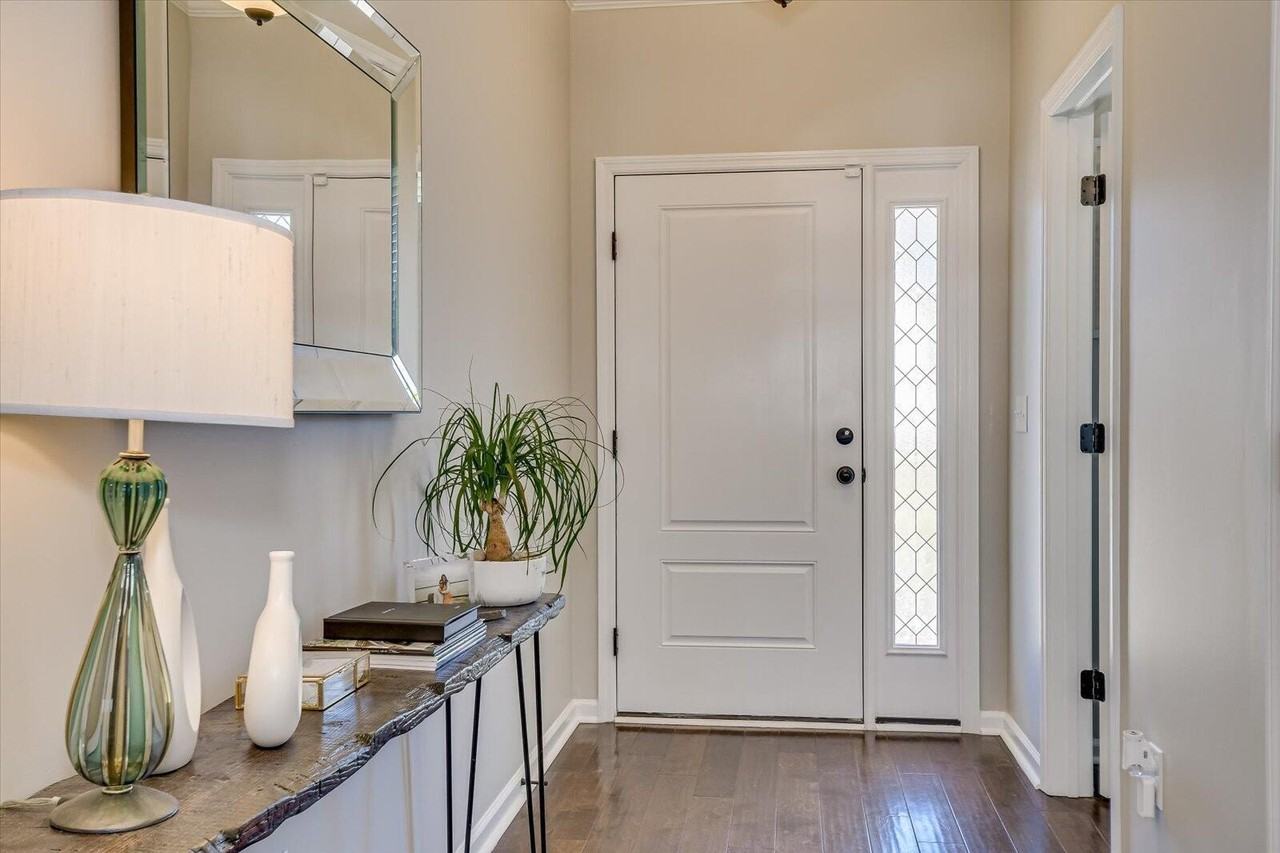 3282 Alexandria Dr - Photo 5 of 46