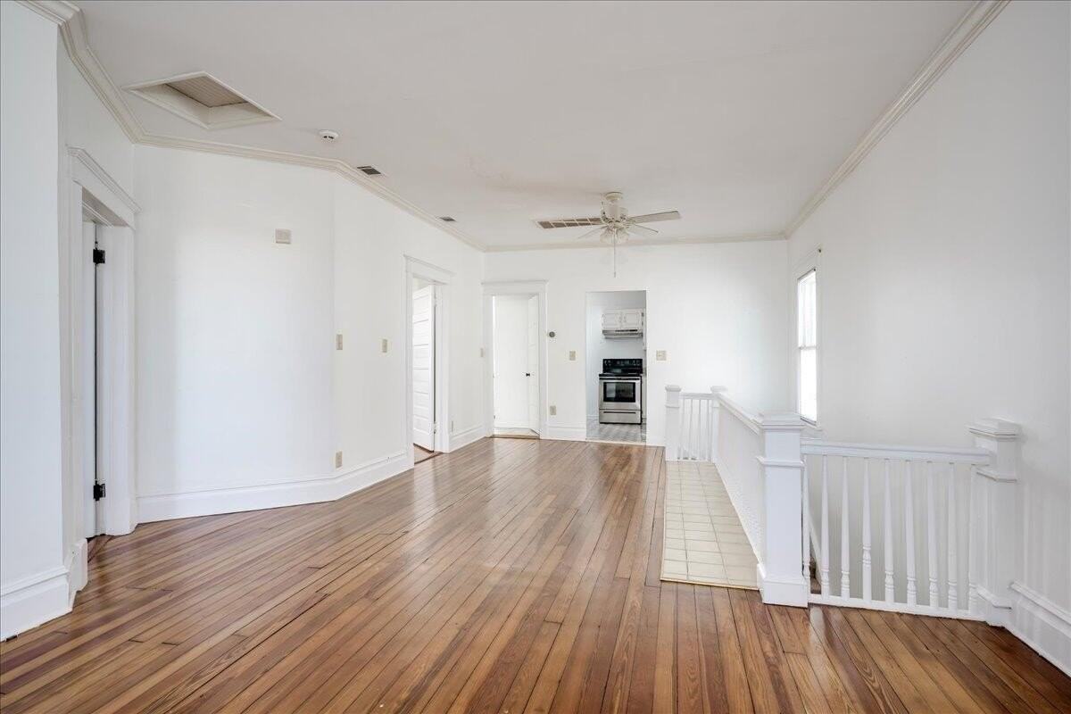 134 Broad St Apt B #B - Photo 5 of 19