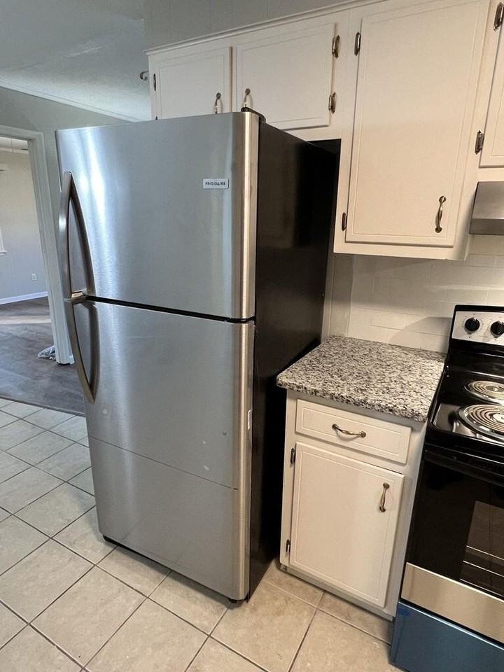 4550 Oakley Pirkle Rd - Photo 3 of 21