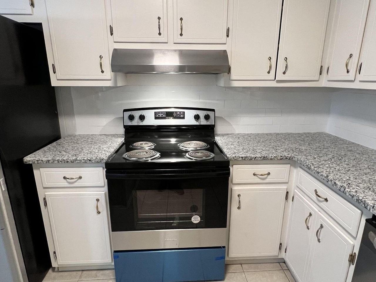 4550 Oakley Pirkle Rd - Photo 4 of 21