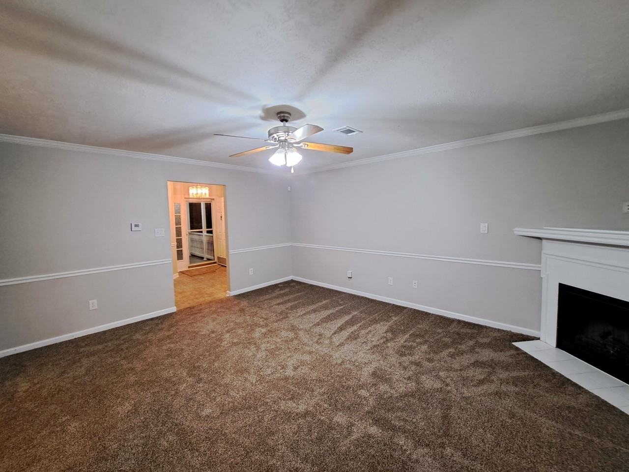 7607 Pleasantville Way - Photo 3 of 29