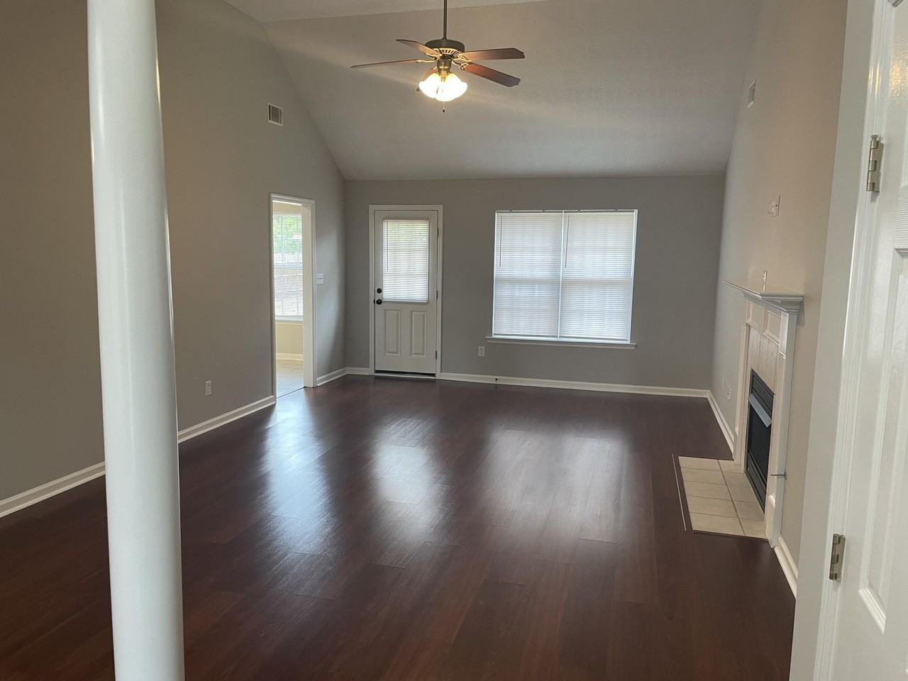 3003 Clarkston Rd - Photo 2 of 29