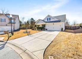 featured image of 8043 Battle St