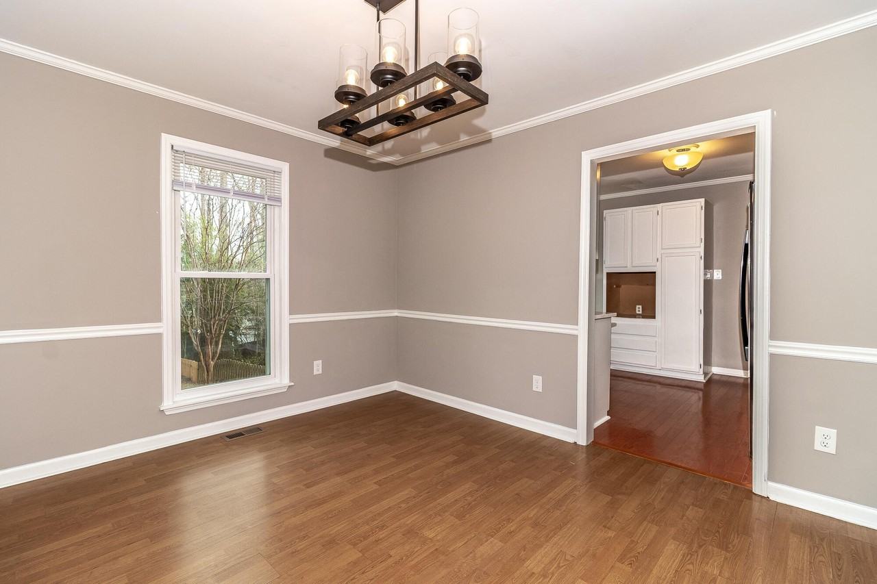 3844 Creek Ct - Photo 4 of 21