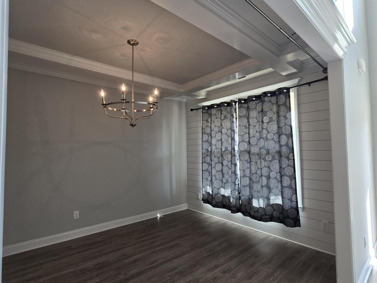 631 Garland Trl - Photo 5 of 19