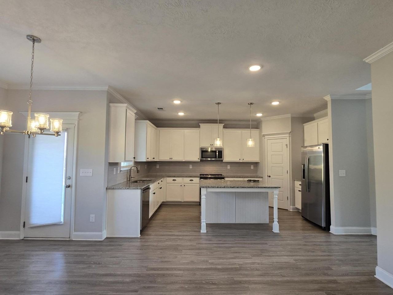 631 Garland Trl - Photo 6 of 19