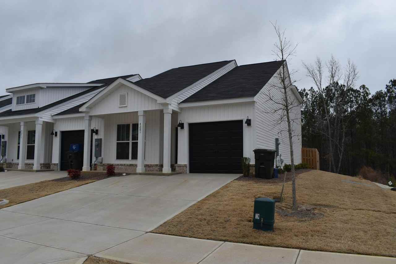 4281 Beautiful Pond Park - Photo 2 of 18