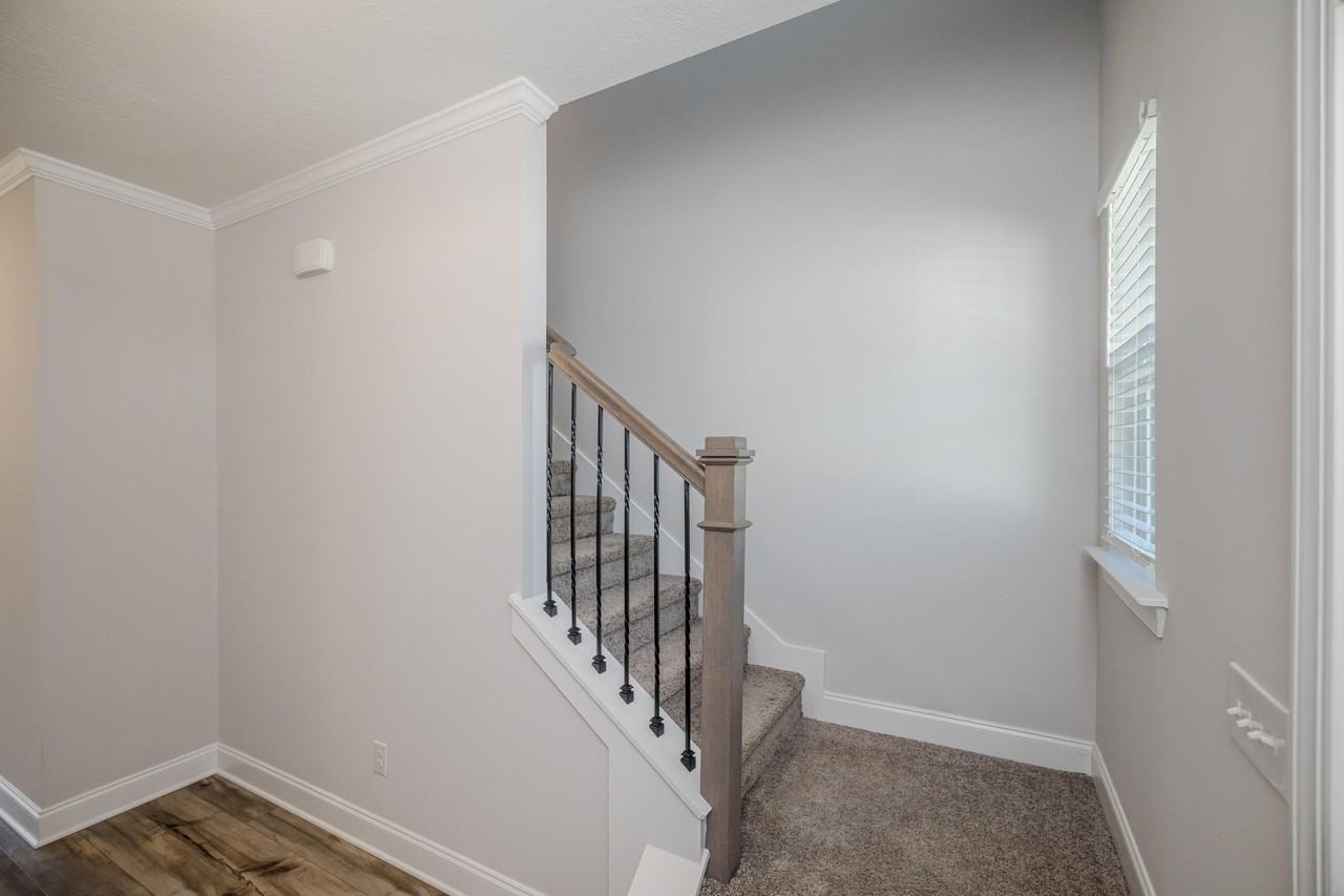 5006 Anna Creek Way - Photo 6 of 50