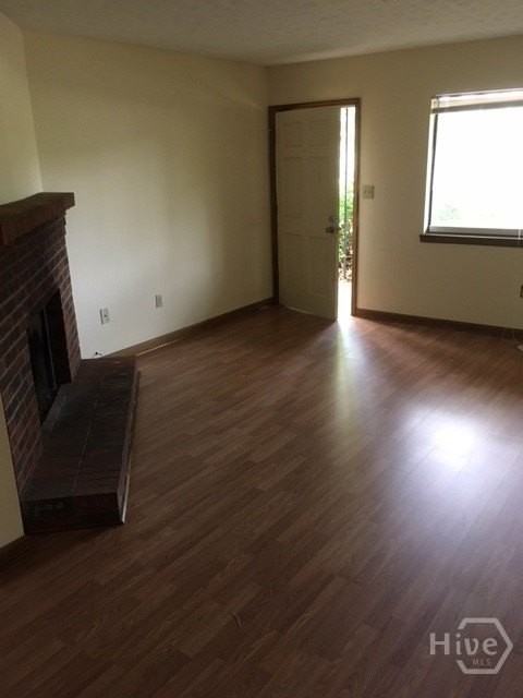 317 Epps Bridge Rd - Photo 3 of 5