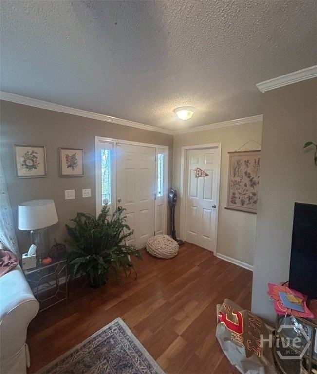 215 Hodgson Dr - Photo 4 of 12