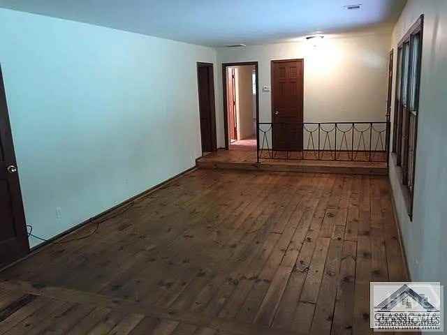 1210 Riverhaven Ln - Photo 6 of 23