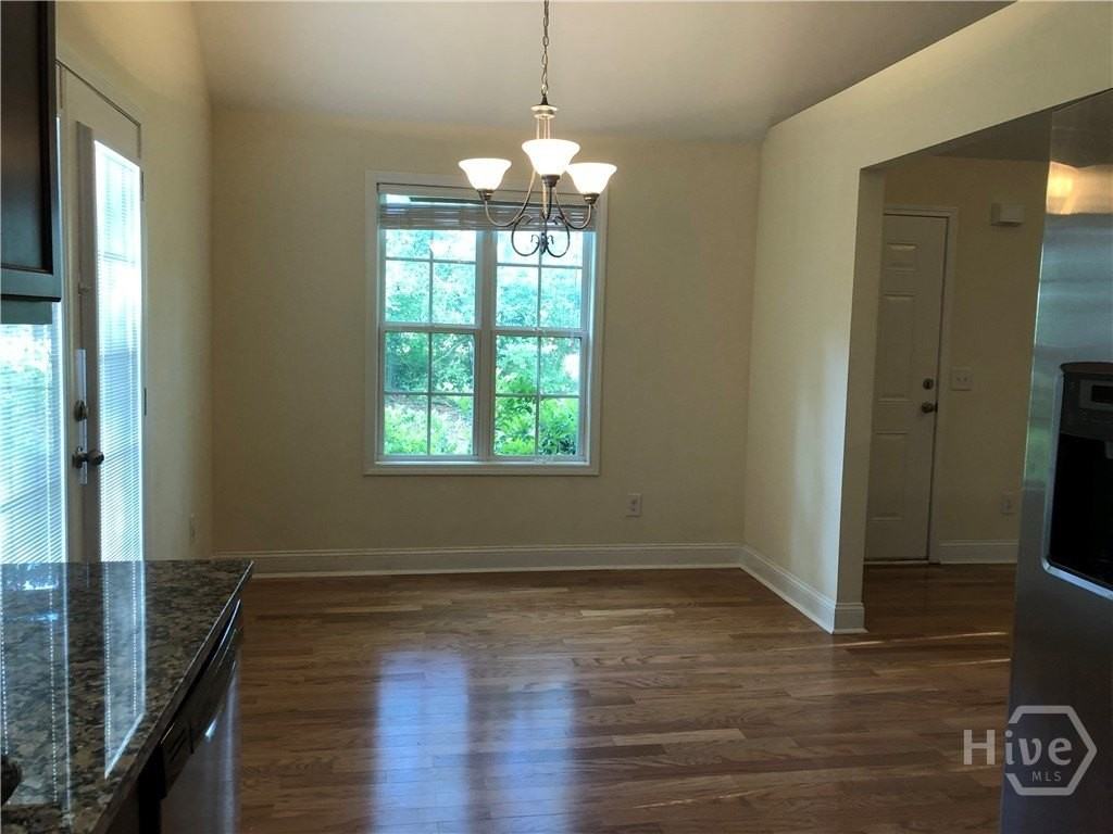 110 White Ter - Photo 4 of 19