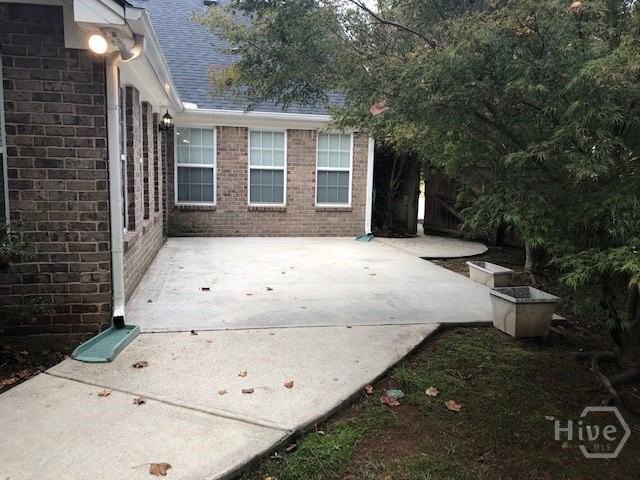 225 Lexington Cir - Photo 5 of 29