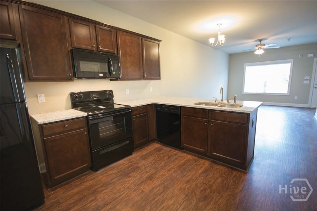 232 Epps Bridge Rd #13H - Photo 3 of 8