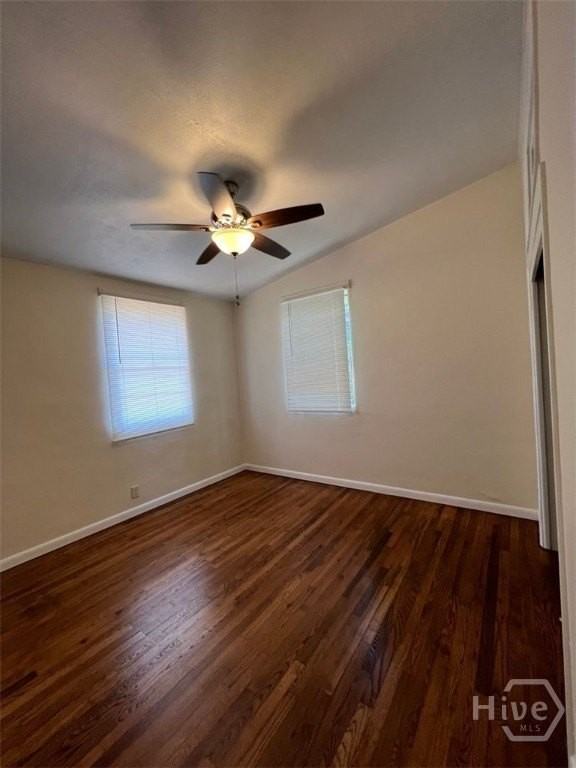 172 Hart Ave - Photo 7 of 16