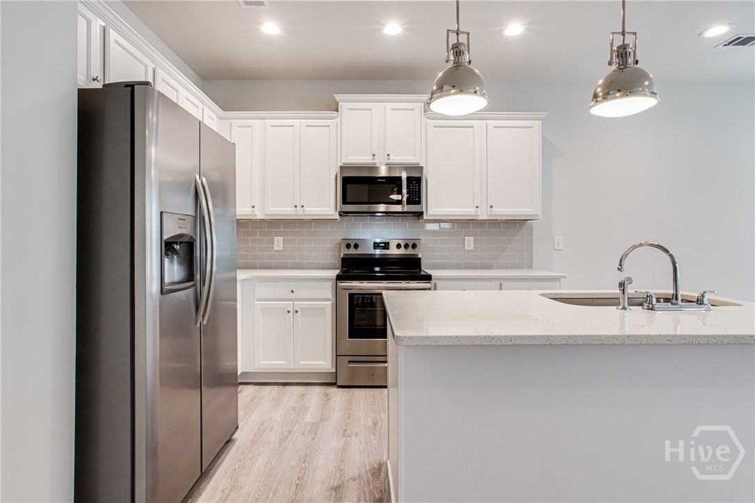 715 W Vincent Dr - Photo 6 of 41