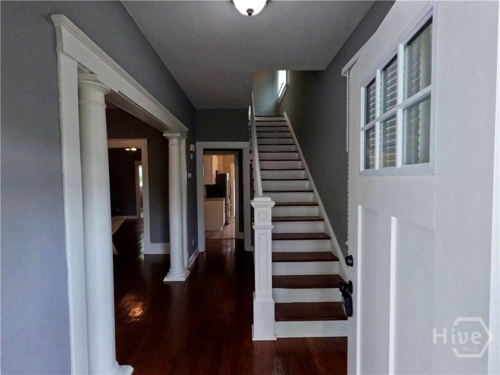 613 E 38th St - Photo 2 of 16