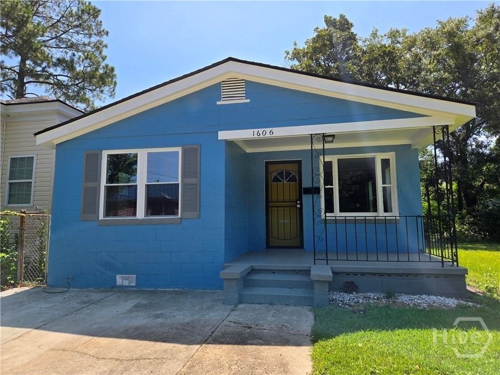 1606 Reynolds St - Photo 2 of 10