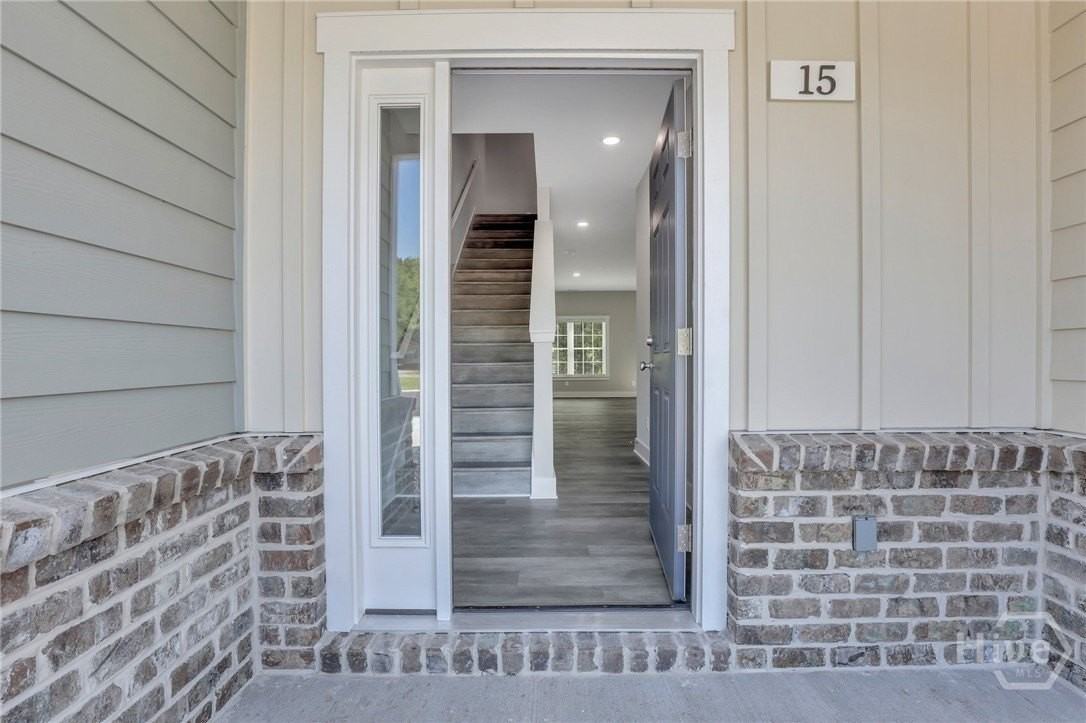 105 Sherwood Ct Unit 2 #2 - Photo 4 of 32