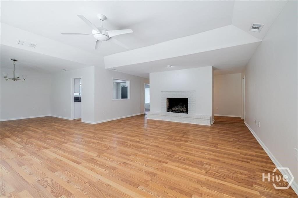 14 Hemingway Dr - Photo 4 of 31