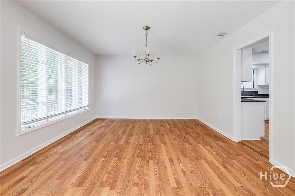 14 Hemingway Dr - Photo 5 of 31