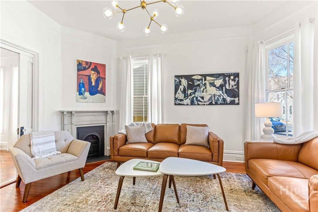 317 E Anderson St - Photo 5 of 15