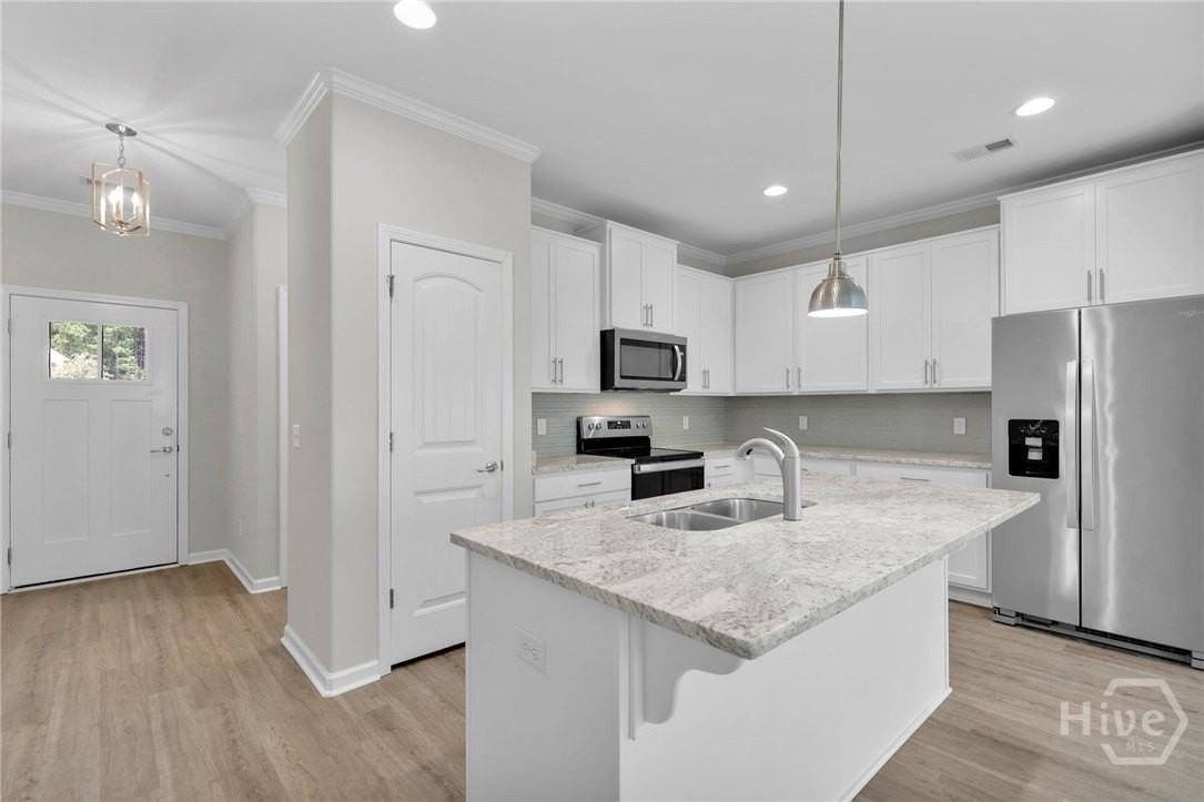 235 Sonoma Dr - Photo 3 of 33