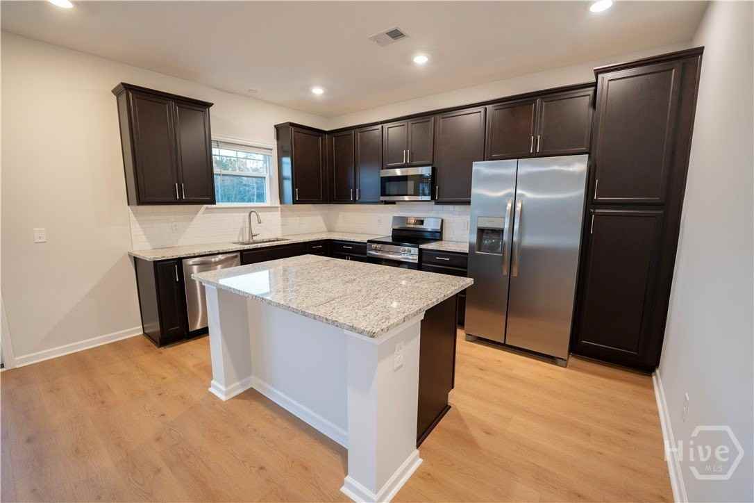 46 Blues Dr - Photo 4 of 28