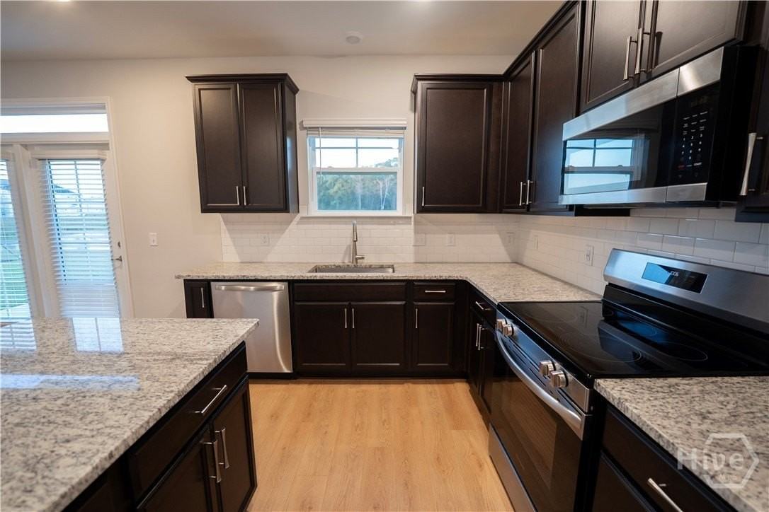 46 Blues Dr - Photo 6 of 28