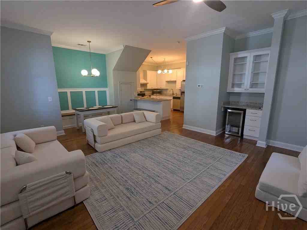 305 E Duffy St Unit A #A - Photo 4 of 15