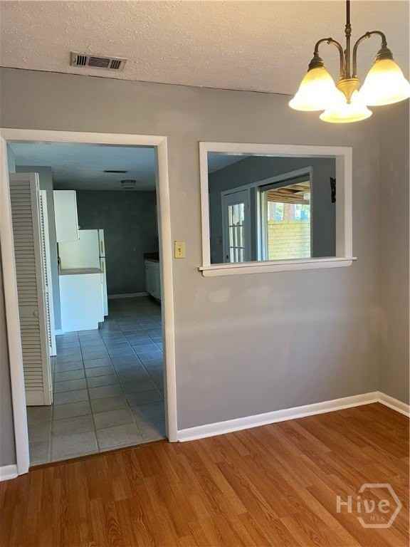 16 S Stillwood Ct - Photo 7 of 27